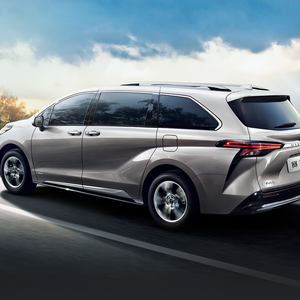 Usado Toyota Sienna 2025 Automático Híbrido Precio barato 7 plazas MPV Coche en stock para la venta - Product Image 3