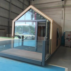Église préfabriquée en bois ou salle communautaire, espace sacré simple - Product Image 3