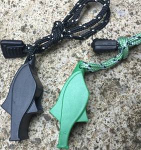 Silbato <span class=keywords><strong>de</strong></span> <span class=keywords><strong>supervivencia</strong></span> <span class=keywords><strong>de</strong></span> emergencia con cordón reflectante, para entrenamiento <span class=keywords><strong>de</strong></span> árbitro al aire libre, acampada, venta al por mayor - Product Image 6