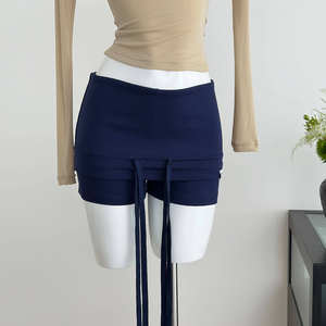 <span class=keywords><strong>Shorts</strong></span> décontractés pour femme <span class=keywords><strong>Lin</strong></span> Xiaxia, coupe ajustée, col rabattu, taille élastique, style minimaliste, en polyester, effet amincissant - Product Image 2