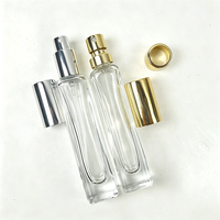 Botol parfum persegi kosong Mini sampel 15ml botol parfum semprot kaca botol isi ulang parfum dengan kemasan