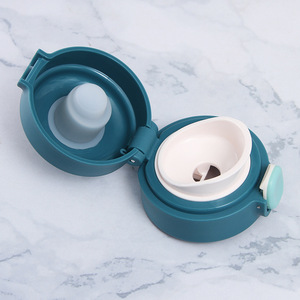 Gobelet isotherme en acier inoxydable 304 à double paroi, bouteille d'eau portable pour le camping en plein air et les étudiants - Product Image 4