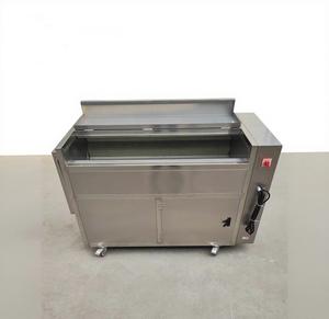 Automatische fruit-, groente-, cassave-, aardappel- en wortelreinigings- en schilmachine - Product Image 5