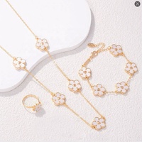 Ensemble de 3 pièces : Collier long, bracelet et bague à motif floral – Parures de bijoux de marque de créateur tendance pour femmes – Fournisseurs avec assurance commerciale
