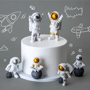 Space Astronaut Dekoration Dessert Tisch dekoration Geburtstags torte Dekoration Modell Dreiteiliges Set Boy Space Cake Cake Topper