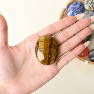 Piedra de Palma de Cristal de 45mm al por Mayor, Piedra de la Preocupación Elíptica, Gema de Ojo de Tigre para Meditación - Product Image 4