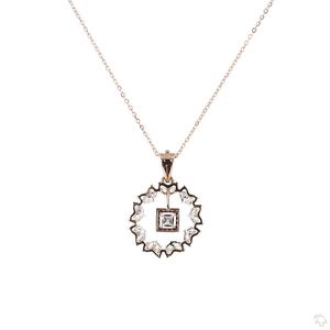 Pendentif en or diamanté de qualité supérieure pour femmes, bijoux élégants et tendance, collier pendentif intemporel, collection de luxe - Product Image 3