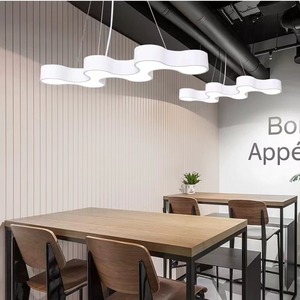 Lustre circulaire minimaliste contemporain suspendu décoratif <span class=keywords><strong>rond</strong></span> au plafond Lampes suspendues Design nordique moderne Anneau Led Lustres - Product Image 4