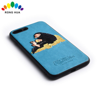 Personnaliser des patchs brodés de dessins animés de différentes formes Badges pour coque de téléphone