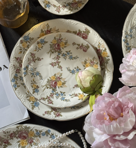 Juego de Vajilla de Porcelana Moderna con Diseño de Bosque de Niebla al Estilo Relieve Jinbian de Rosa Forrestiana Francesa - Product Image 6