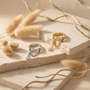 Anillo de cadena de acero inoxidable con diseño de gota de agua y diamantes para mujer, Advanced Sense Pull. - Product Image 3
