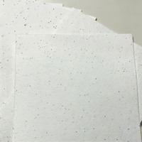 Impression sur papier de cartes de graines de style artisanal