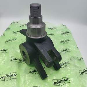 ข้อต่อพวงมาลัยด้านขวา Doosan รุ่น D35S2 D40S2 D45S2 D50C2 สำหรับรถยกดีเซล อะไหล่ทดแทน 19010110-00033 - Product Image 1