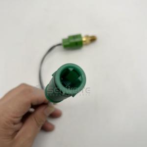 เซ็นเซอร์วัดแรงดัน Senwitt รุ่น 106-0180 แบบเกลียวติดตั้งชนิด Piezoresistive สำหรับรถขุด Caterpillar CAT320B - Product Image 2