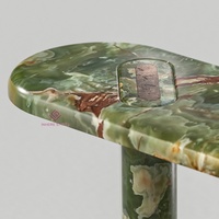 Table console de luxe en onyx vert avec pieds en onyx assortis, design entièrement en pierre