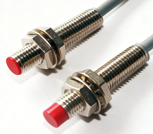 Cảm biến tiệm cận hình trụ nhỏ gọn phát hiện RZI-08-1.5-N-K-Z 8mm, đầu ra kép NPN/PnP dùng trong công nghiệp - Product Image 1