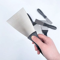 Couteau à mastic et truelle multifonctionnels à lame plate avec lame en acier au carbone épaissie et manche en plastique pour le lissage des revêtements muraux