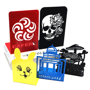 Les marchandises de queue d'entrepôt sont vendues à bas prix Serre-livres en métal plaqué de style aléatoire avec impression UV Stock disponible pour expédition immédiate - Product Image 1