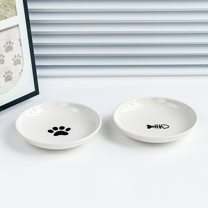 Mangkuk Keramik Putih Elegan untuk Hewan Peliharaan dengan Alas Silikon Anti Jerawat, Tempat Makan untuk Anjing dan Kucing, Tersedia Berbagai Pilihan Kapasitas - Product Image 2