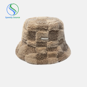 Chapeau bob unisexe en peluche chaude, style vintage de luxe, réglable pour le sport et le cyclisme – Grande Vente - Product Image 3