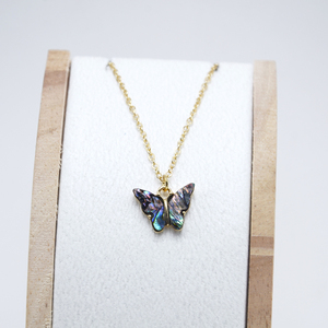 Conjunto de joyería de pendientes y collar con colgante de mariposa de concha de abulón de moda personalizada - Product Image 4