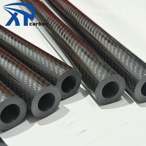 Tubo in Fibra di Carbonio Resistente alle Alte Temperature e Anti-Invecchiamento per Componenti del Vano Motore Automobilistico - Product Image 4