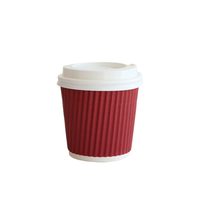 Tasses à café murales ondulées 4oz 8oz 12oz personnalisées avec logo d'estampage en feuille d'or Volume 500ml Tasses en papier chaud