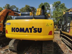 Excavadora Usada Komatsu PC200 PC200-8 de 20 Toneladas de Alta Eficiencia, Ideal para Proyectos de Construcción, Demolición y Movimiento de Tierras - Product Image 6