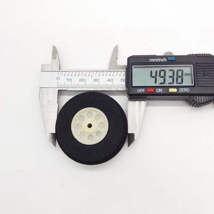 เส้นผ่านศูนย์กลาง 50 มม., รูรับแสง 3.1 มม.