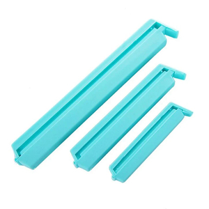 Paquete de 12 clips de plástico para sellar bolsas de comida y refrigerios, accesorios y herramientas para almacenamiento y organización en la cocina. - Product Image 1