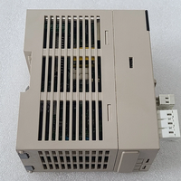 Nouveau stock excédentaire YASKAWA MP3300i PMC-U-MP330S1C000 Contrôleur de mouvement Arrêté de la production