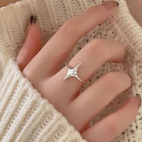 Bague Étoile Simple Style INS Tendance et Élégante pour Femme, en Cuivre Électroplaqué, Design Original, Idéale pour le Bureau ou les Fêtes, Cadeau Parfait