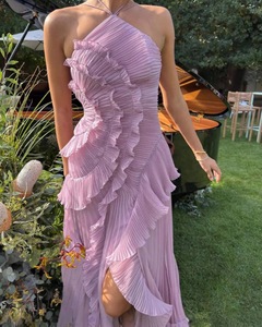 Robe longue plissée chic personnalisée à col halter et dos nu, super volants, pour l'été, élégante pour les soirées et les occasions spéciales, robe de soirée pour femme - Product Image 2