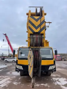 Marchio cinese di alta qualità ha usato la gru per costruire tutte le 260 del terreno t QAY260 QAY200 gru per camion usate