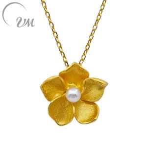 Collar con Colgante Minimalista en Forma de Flor Chapado en Oro sobre Plata 925 de UM Jewelry, Perla Natural de Agua Dulce, Unisex, para Boda o Compromiso - Product Image 1