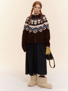 Benutzer definierte 3D Ball Geometrie Stickerei Strickjacke Frauen Herbst Winter Mode Strick pullover Mantel Blumenmuster Casual Front - Product Image 3