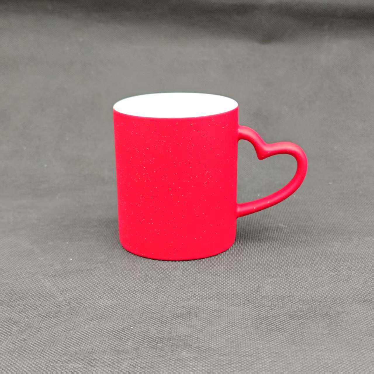 Red to white heart handle