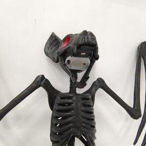 อุปกรณ์จัดปาร์ตี้ ของตกแต่งแปลกใหม่ ของประดับแขวน ของตกแต่งสยองขวัญ ค้างคาวพลาสติกจำลองมีดวงตาเรืองแสง งานฝีมือฮาโลวีน โครงกระดูกค้างคาว - Product Image 5