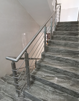 Système de poteau de garde-corps de câble métallique de conception simple de BNS facile à installer balustrade d'escalier de tuyau d'acier inoxydable