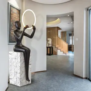 SANXIANG Newest Large Humaniod Abstract Sculpture Lamp Interior Decor Shop Lobby Hotel Standing Light Resin Floor Lamps