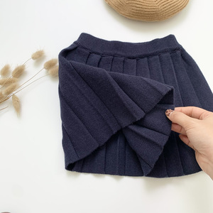 กระโปรงจีบเด็กผู้หญิง วัยทารก ฤดูใบไม้ร่วง ปี 2021 สีเบจ สีดำ ผ้าถัก - Product Image 4