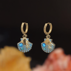 Boucles d'oreilles pendantes tendance en acier inoxydable 316L plaqué or PVD, motif coquillage bleu avec étoile de mer et cristaux - Product Image 3