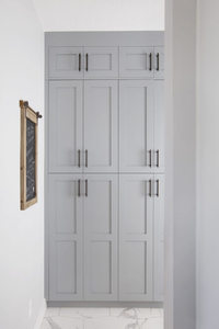 Armoire haute à portes battantes CANA, fabrication sur mesure, directement de l'usine, avec étagère latérale ouvrante, système d'armoire de rangement, poste de travail pour l'étude - Product Image 3