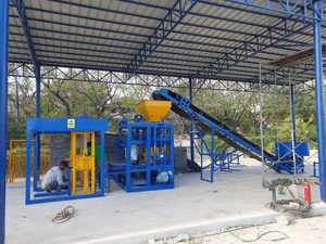 ماكينة صنع الطوب الأوتوماتيكية الكاملة QT4 -24 ، ماكينة صنع بلوك الخرسانة - Product Image 5