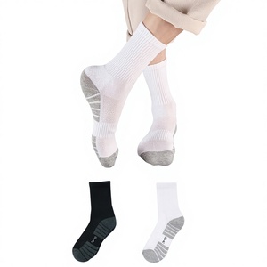 <span class=keywords><strong>Chaussettes</strong></span> mi-mollet en coton <span class=keywords><strong>très</strong></span> populaires 2026 avec semelle rembourrée, <span class=keywords><strong>chaussettes</strong></span> de sport toutes saisons avec semelle en tissu éponge - Product Image 1