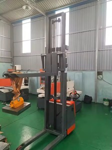 Chariot élévateur manuel à palettes auto-élévateur Vietnam 1500 kg 1,5 T 3000 mm pour camion - Product Image 2