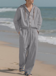 Completo da <span class=keywords><strong>uomo</strong></span> europeo <span class=keywords><strong>e</strong></span> americano in tinta unita, composto da <span class=keywords><strong>camicia</strong></span> casual a maniche lunghe con cappuccio <span class=keywords><strong>e</strong></span> coulisse <span class=keywords><strong>e</strong></span> <span class=keywords><strong>pantaloni</strong></span> larghi in cotone <span class=keywords><strong>e</strong></span> <span class=keywords><strong>lino</strong></span>. - Product Image 2