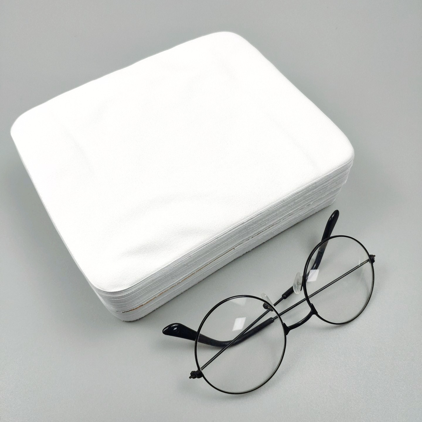 Suède blanc, 1 boîte (100 feuilles)