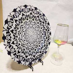 Assiette de présentation K11 en verre écologique, 33 cm (13 pouces), avec bord festonné et couleur transparente, idéale pour les mariages - Product Image 2