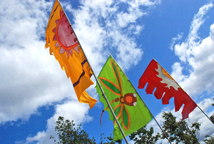 Drapeau personnalisé en gros extérieur grande décoration volante bannière colorée drapeau de l'événement musical du Festival de <span class=keywords><strong>Bali</strong></span> - Product Image 4